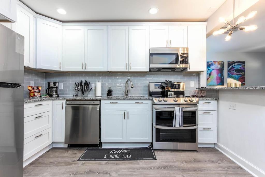 אטלנטה West End Bungalow Perfect To Work, Play, & Escape מראה חיצוני תמונה