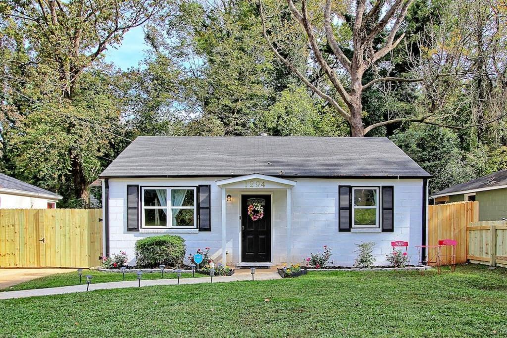 אטלנטה West End Bungalow Perfect To Work, Play, & Escape מראה חיצוני תמונה